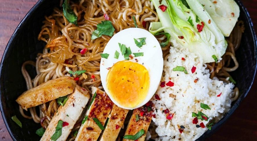 Crispy Sheet Pan Ramen with TomaRashi